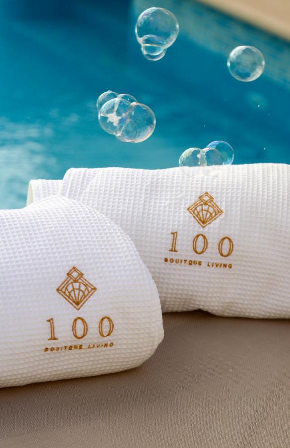100 Boutique Living *
